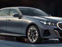 BMW 5シリーズ 新型のEV『i5』、ロングホイールベース発表…中国向け 画像