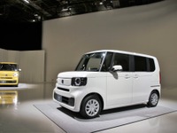 【ホンダ N-BOX 新型】どこ？ 変えないところ、変わったところ…パッケージデザイナーにインタビュー 画像