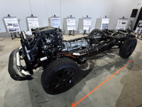 【トヨタ ランドクルーザー250】日本市場は2.8ディーゼルと2.7ガソリンになったわけ 画像