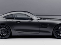 メルセデスAMG GT 新型、V8ツインターボ搭載へ　実車は8月19日発表 画像