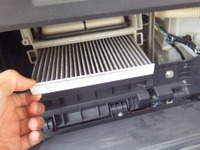 意外に簡単なエアコンフィルター交換 ～Weeklyメンテナンス～ 画像