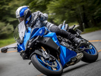 スズキの4気筒はやっぱり良い！『GSX-S1000GT』は名機の血統を受け継ぐ新世代のグランドツアラーだ 画像