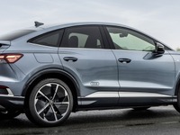 アウディの小型電動SUVクーペ、『Q4スポーツバック e-tron』、航続562kmに…2024年型を欧州発表 画像