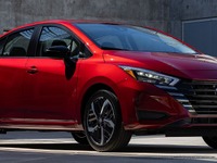 米国で最も価格の安い新車、日産『ヴァーサ』2024年型…入門小型セダン 画像
