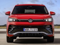 VW『ティグアン』新型、「Rライン」設定…EVモード100kmのPHEVも選択可能 画像