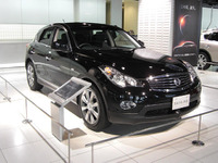 日産 スカイライン クロスオーバー 写真蔵…今夏登場、予告 画像