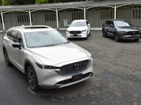 マツダ、人気の3列シートSUV「CX-8」生産終了を発表 画像