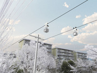 牛丼を空中からお届け！ ロープウェイ型配送ロボットを実証実験へ 画像