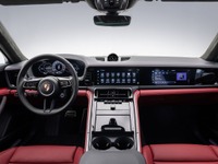 ポルシェ『パナメーラ』新型、内装を先行公開…実車は11月24日発表予定 画像