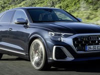 新写真出た！ アウディ『SQ8』改良新型、V8ツインターボは507馬力 画像
