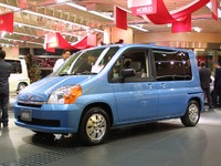 ホンダが9月に新型スモールカー2車種---早くも『デミオ』追撃!! 画像