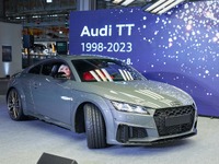 アウディ TT 生産終了、25年の歴史に幕…最後の1台は保存車両に 画像