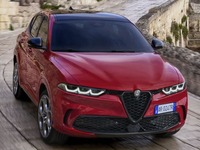 イタリアに敬意、アルファロメオの小型SUV『トナーレ』に特別モデル…PHEVも選択可能 画像