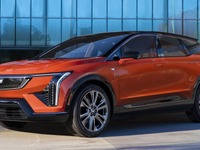 キャデラックの小型電動SUV、写真公開…ブランドの入門EV『OPTIQ』 画像