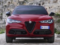 アルファロメオ『ステルヴィオ』、イタリアをオマージュした特別モデル登場…日本導入は？ 画像