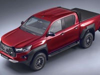 英国の広告規制団体がトヨタ『ハイラックス』のCMを禁止［新聞ウォッチ］ 画像