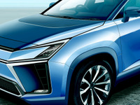 トヨタのBEVシリーズ最大級!? 電動SUV『bZ5X』デビューは2025年初頭か 画像