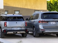MINI 史上最大になった『カントリーマン』新型、BMW X7 にも負けない存在感？…新写真を公開 画像