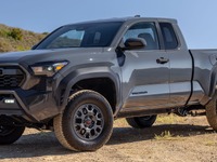 後輪駆動のみのトヨタ製ピックアップトラック、「TRDプレランナー」復活…『タコマ』新型に 画像