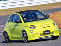EVの楽しさはこれだ！ アバルト500e…松田秀士【日本カーオブザイヤー2023-2024】 画像
