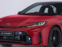 トヨタ「GRカムリ」が開発中!? 3本出しマフラーがアツい、ホットなセダン登場なるか 画像