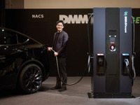 テスラ規格/CHAdeMO対応の急速充電器を「0円」で導入、DMM EVチャージが新プラン提供開始 画像