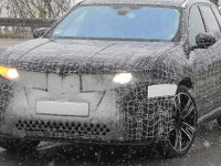 BMW『iX3』後継モデルは「サメ顔」!? ノイエ・クラッセ初採用のSUVに 画像