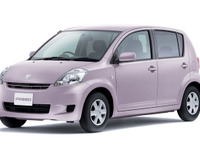 トヨタ パッソ にフロントベンチシート採用 画像