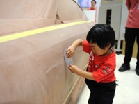 未来のカーモデラーがクレイモデル体験、「ものづくりは楽しい！」伝える 画像