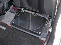 ［低音増強でカーオーディオはもっと楽しくなる］メインユニットで「パワードサブウーファー」をコントロールする方法を公開！ 画像