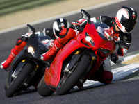 ドゥカティ、ピレリタイヤ ワンメイクレースを開催　6月28日から 画像