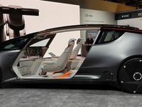 未来の自動車は「デジタル洞窟」、透明ディスプレイ搭載…LGがCES 2024で発表 画像
