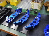 ブレーキキャリパーの進化！ 軽さと剛性のバランスで選ばれるモノブロック～カスタムHOW TO～ 画像