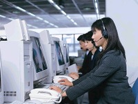 GPS連動の事故通報サービス、3カ月遅れで出発 画像