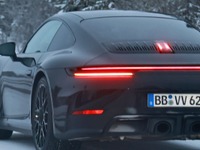 ポルシェ『911』改良版「992.2世代」登場間近か、NAエンジン復活どうなる？ 画像