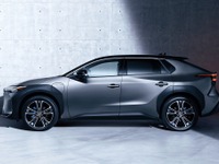 【株価】ホンダ、トヨタが堅調---政府がGX債でEV向け電池生産を3300億円支援 画像