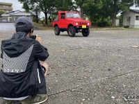 旧車に乗る若者…オーナーは18歳、1984年式スズキ『ジムニーSJ30』 画像