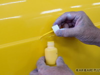［プロが答えるカーケア］小キズ直しの特注タッチペン、職人でも難しい？…回答 相互車体 画像
