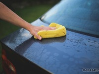 愛車の洗車キズを抑える？  タオルの「フチなし」という発想 画像