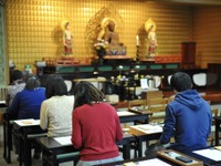 心の癒しを求めて：はとバスが「お寺で写経体験」ツアーを企画 画像