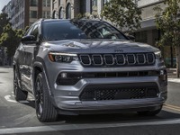 ステランティスの純利益、11%増と伸びて記録更新 2023年通期決算 画像