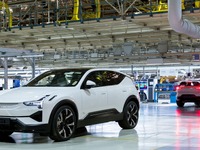 ポールスター初の電動SUV『3』、生産開始…航続610km 画像