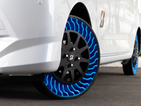 空気を充填しないタイヤ、ブリヂストンが「エアフリー」の公道実証実験　3月から 画像