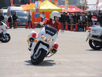 【チャレンジ三宅島09】お台場フェス…警視庁の動向　女性白バイ隊に音楽隊も 画像