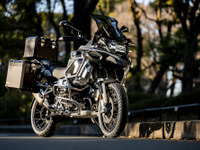 BMW R1250GSアドベンチャー、日本限定の特別仕様車発売 画像