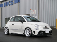 アバルト『595/695』をエアロチューン! HKSの欧州車向けブランド「VIITS」ラインナップに追加 画像