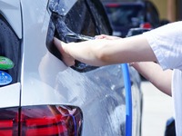 洗車は「1か月に1回以上」、4割が回答…約半数が手洗い 画像