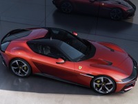 フェラーリから自然吸気V12気筒エンジン搭載の『12Cilindri』登場！…ベルリネッタとスパイダー 画像