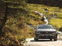 EVモードの航続318km、新型電動SUV『フリー318』予約開始…中国嵐図汽車 画像