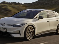 VWの最上位EV『ID.7』、航続709kmはシリーズ最長…新グレード「プロS」を欧州設定 画像